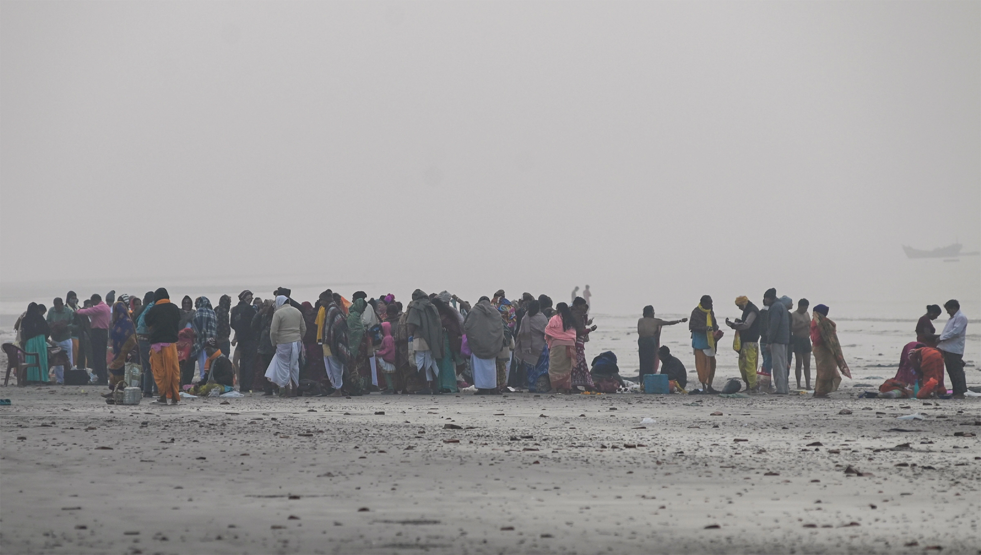 devotees at gangasagar mela from across the india 